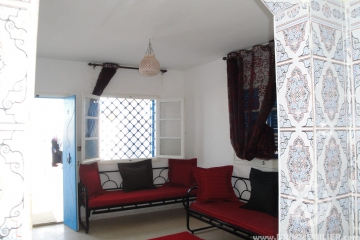 L 18 -                            Sale
                           Villa Meublé Djerba